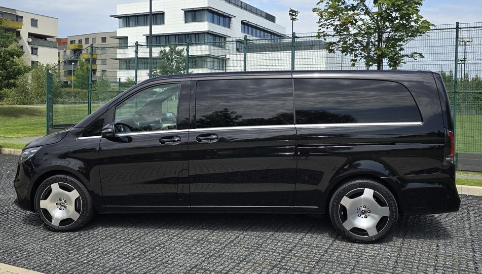 Minivan